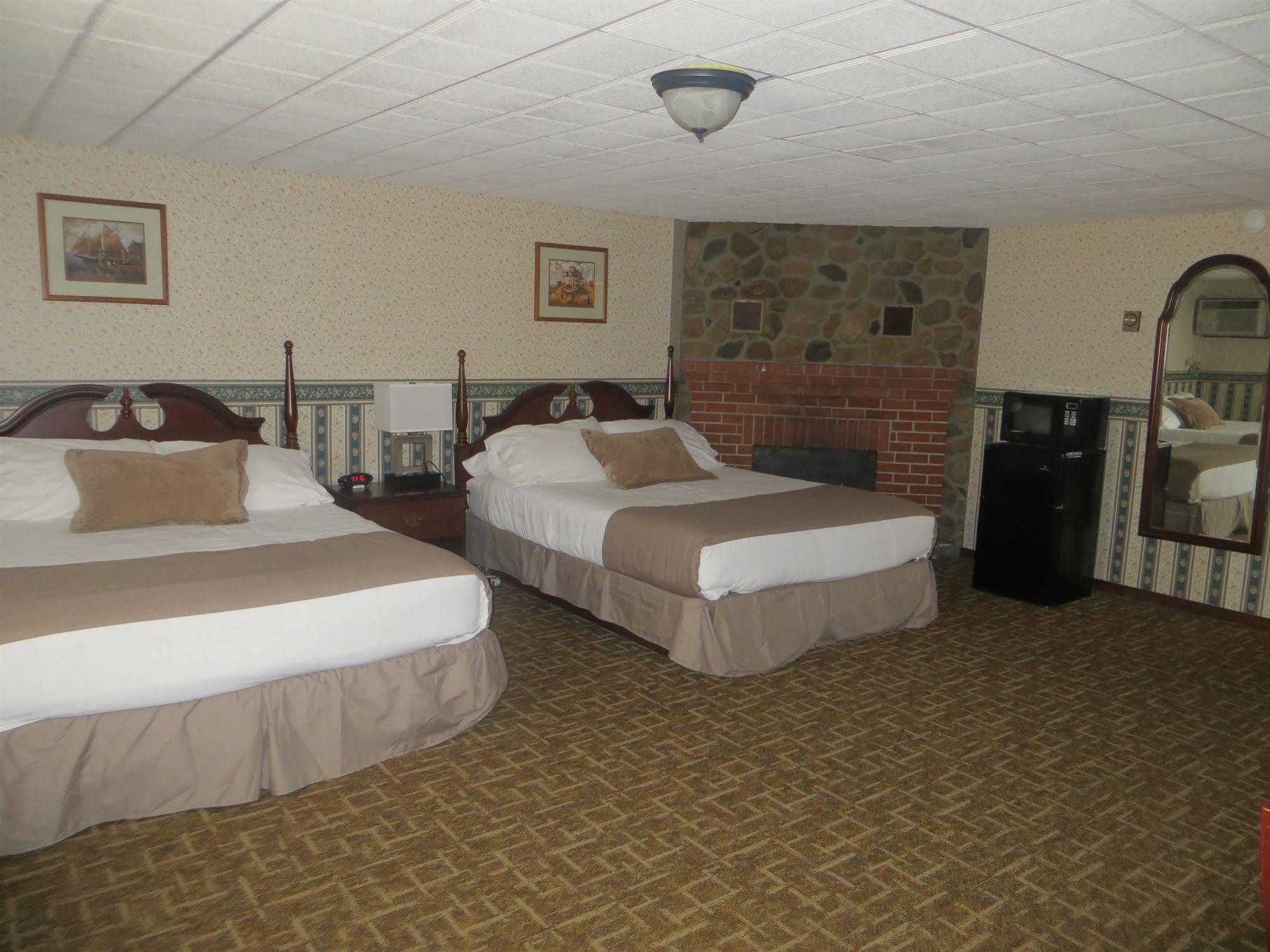 קיטרי Coachman Inn מראה חיצוני תמונה